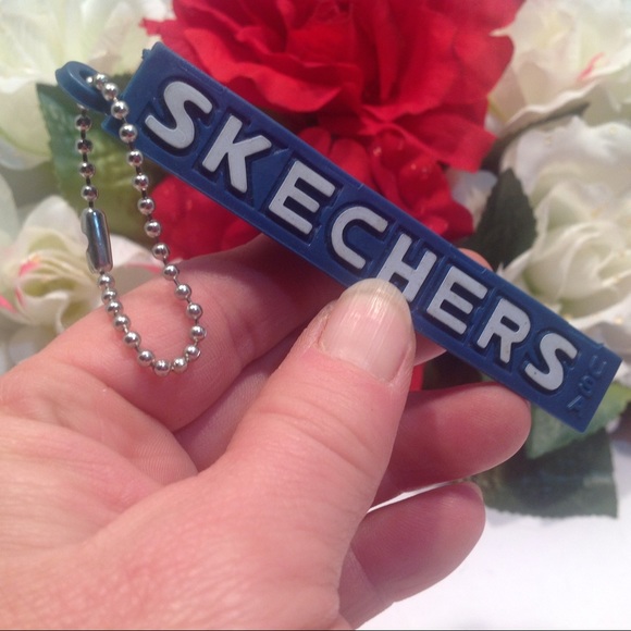 Keychain Skechers Triangle Rubber - Picture 2 of 8